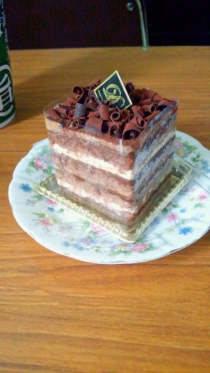 誕生日にケーキ（スタッフ編）